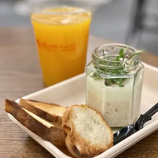 "Bottoms Up" is egg and grits, plus fresh squeezed OJ. Good but pricey for the size.