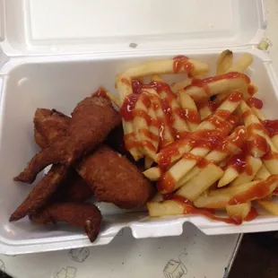 3 wings with small fry