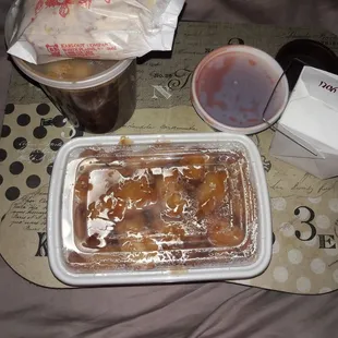 Hot &amp; Sour soup, Sweet &amp; Sour chicken and white rice.