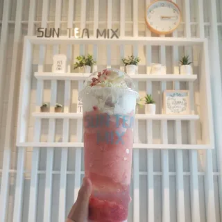 Strawberry Snowcap Smoothie