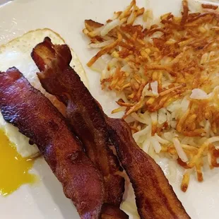 Classic breakfast minus 1 egg