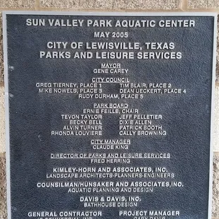 Obligatory city plaque...