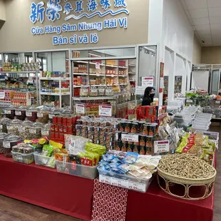 Chinese herbal (located next to entrance)