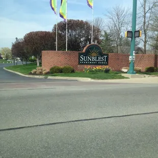 116th/Regency Entrance