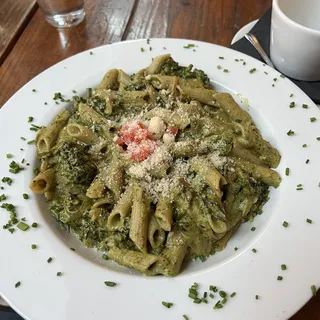 Pesto Broccoli Pasta