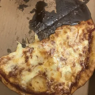 Extra cheese 10" pizza. I ate half before taking the picture.