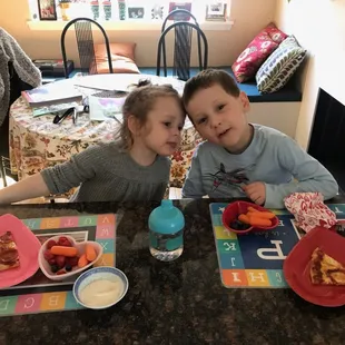 Loved the Pizza, Crazy for the Onion Rings!!