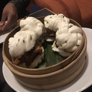 4 Pieces Korean Fried Chicken Bao Buns