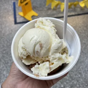 Banana cream pie and chocolate peanut butter brownie