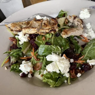Grilled Chicken Cranberry Salad*