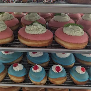 dessert, cupcakes, food