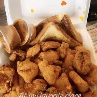 chicken wings and fried chicken, food