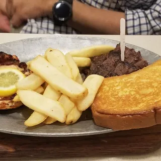 Steak and Lemon Chicken Combination
