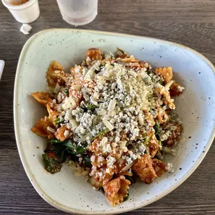 Blackened Chicken Bow tie w/ spinach