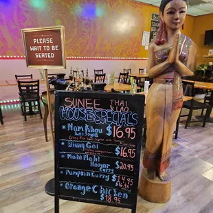 9/12/2024 - We were super hungry after catching a show at the Funhouse Lounge right down the street.