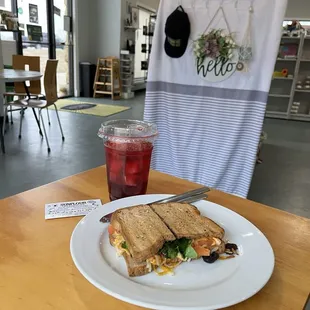 Hibiscus tea and Southwest Delight sandwich sans black beans and jalapeño.