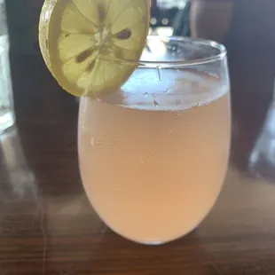 Strawberry lemonade mimosa