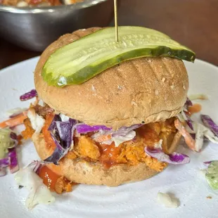 Hot Chik&apos;N Sandwich