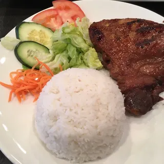 Five Spice Chicken Rice Plate