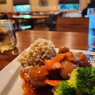 General Tso's Surprise (Lunch Portion)