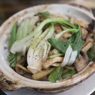 Chicken clay pot