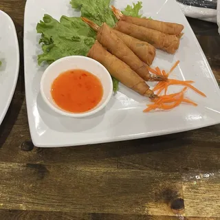 Firecracker Shrimp Rolls - Tom Cuon Chien
