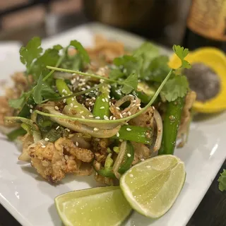 Salt & Pepper Calamari - Muc Rang Muoi