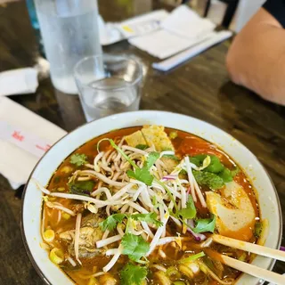 Crabmeat Tomato Noodle Soup - Bun Rieu