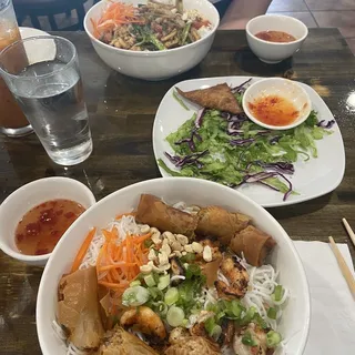 Lemongrass Stir-fry Vermicelli - Bun Xao Xa Ot