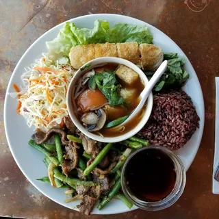 Lemongrass Beef Lunch Special