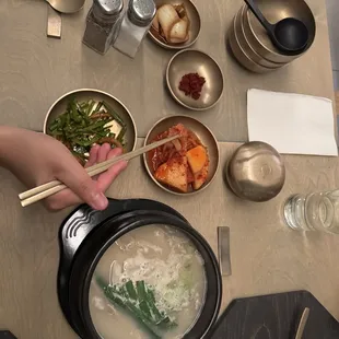 Pork bone broth