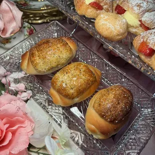 Earl Grey Bolo Salt Bread