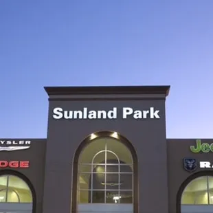 Sunland Park Dodge Chrysler Jeep RAM is your El Paso, TX dealership.