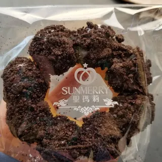 Oreo mochi donut