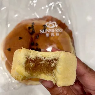 Nutella Cookie Bun and Pineapple Tart