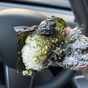 Onigiri Spicy Salmon