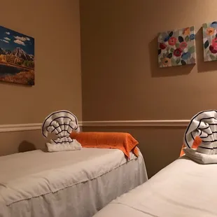 The owner release a gorgeous special couples room expecially for the Valentine's Day！Customers will definitely enjoy it.