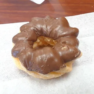 Chocolate French Cruller was a disappointment.  2 stars