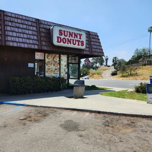 the front of a restaurant