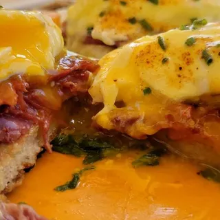 Corned Beef Benedict