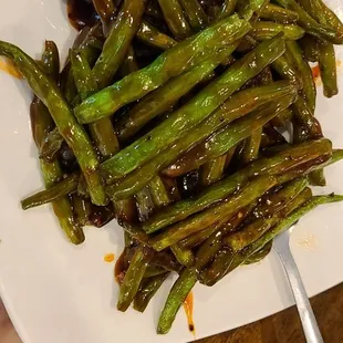 Green beans with chili sauce