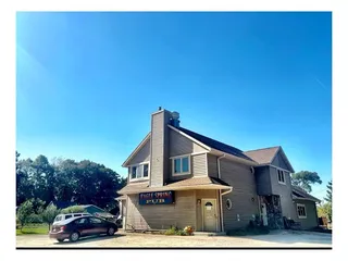 Eagle Springs Pub