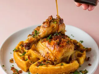 Lalc Restaurant & Bar