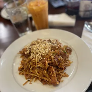N4. Pad Thai