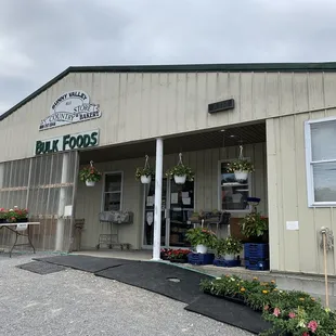 Sunny Valley Country Store