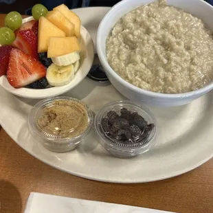 Oatmeal with fruit