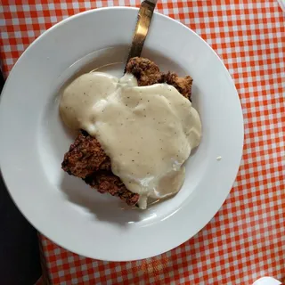 Hand Breaded Country Fried Steak with Country Gravy*