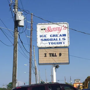 sign for sunny's ice cream
