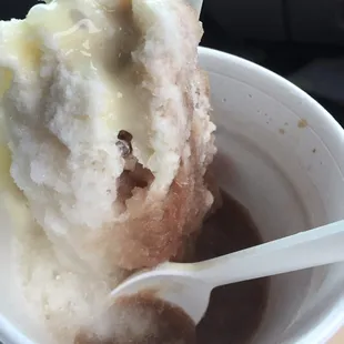 Half wedding cake half chocolate with condensed milk