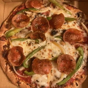 Personal Pepperoni Classic made me happy. They always have decent bell peppers, I don&apos;t know their secret.